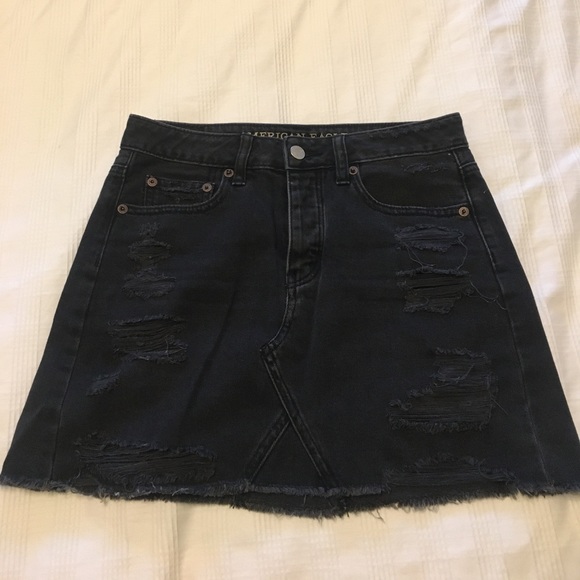 American Eagle Distressed Black Denim Skirt - Picture 2 of 4